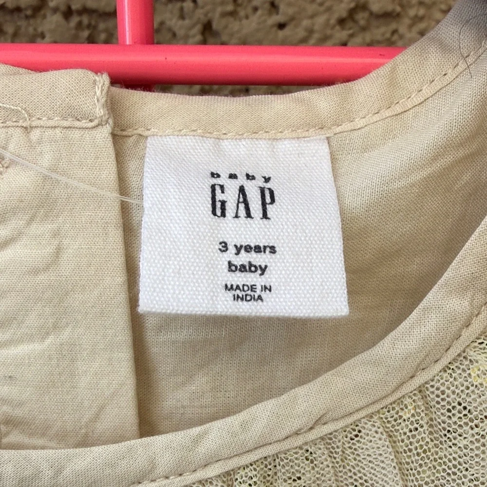 Gorgeous and Super Sparkly GAP Cream Bubble Dress